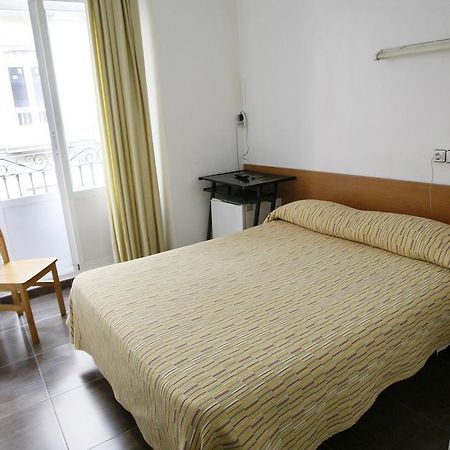 Hostal San Fernando Alicante Exterior foto